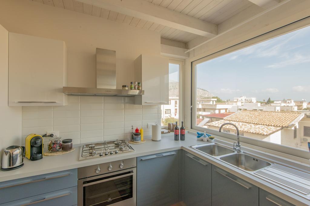 Ferienwohnung La Terrazza Del Baglio Mondello Exterior foto
