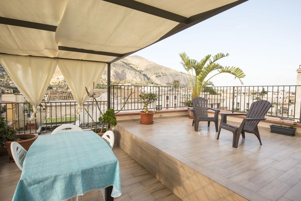 Ferienwohnung La Terrazza Del Baglio Mondello Exterior foto