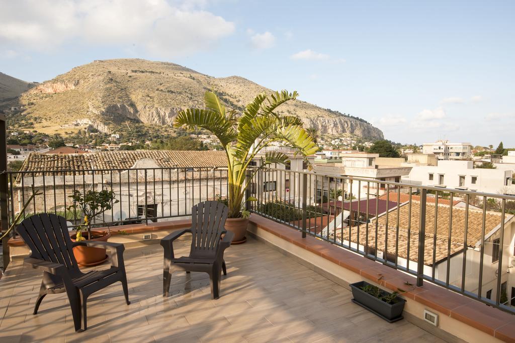 Ferienwohnung La Terrazza Del Baglio Mondello Exterior foto
